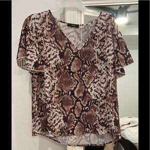 Leopard top